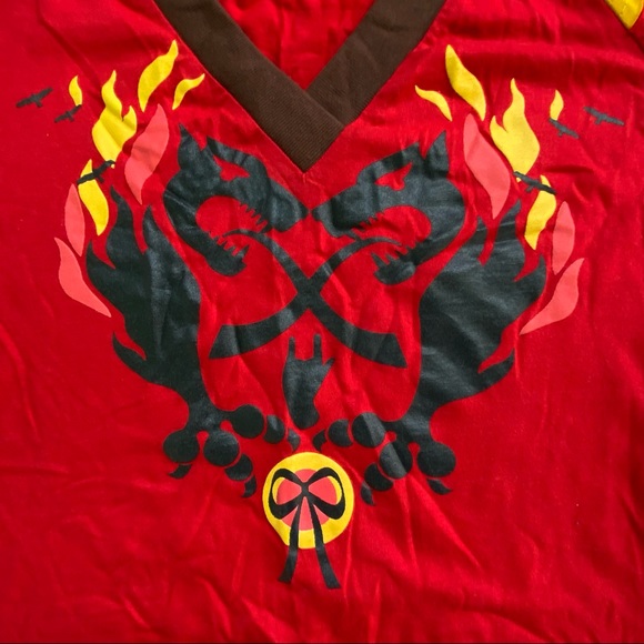 Red Y2K dragon tshirt with flames and striped, Size XS, NWOT - Picture 4 of 9
